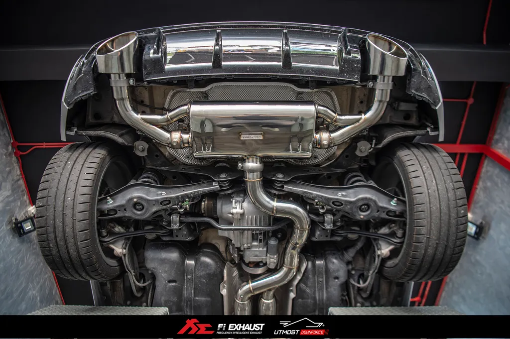 Audi 8V.2 RS3 Facelift Sportback 排氣管
