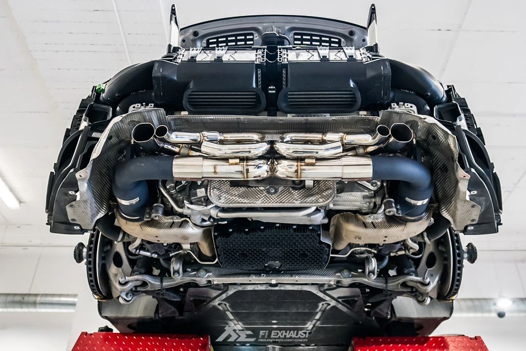 PORSCHE 992 Turbo S 排氣