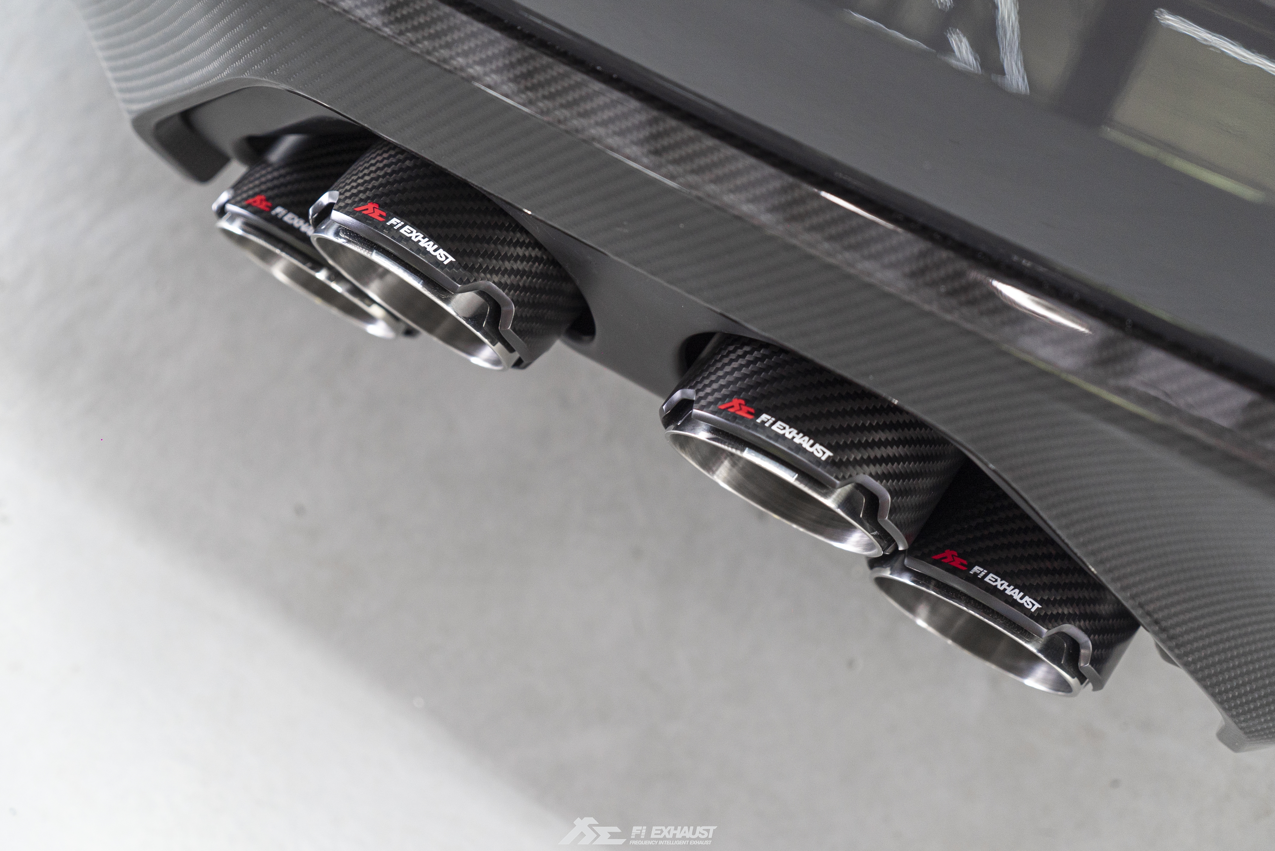 Exhaust for clearance
